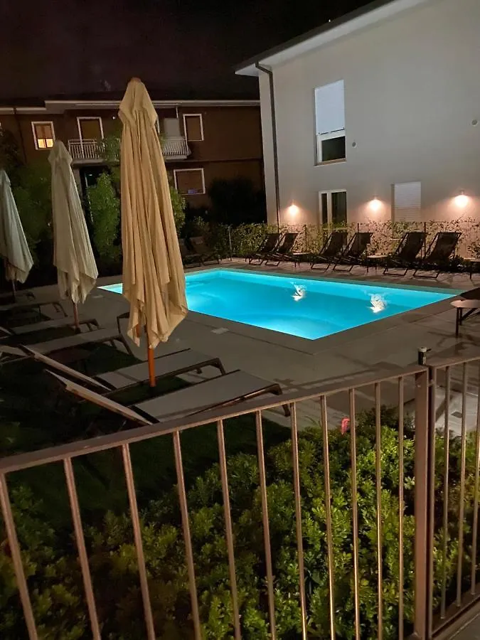 לינה וארוחת בוקר סירמיונה Hotel B&B Il Mosaico