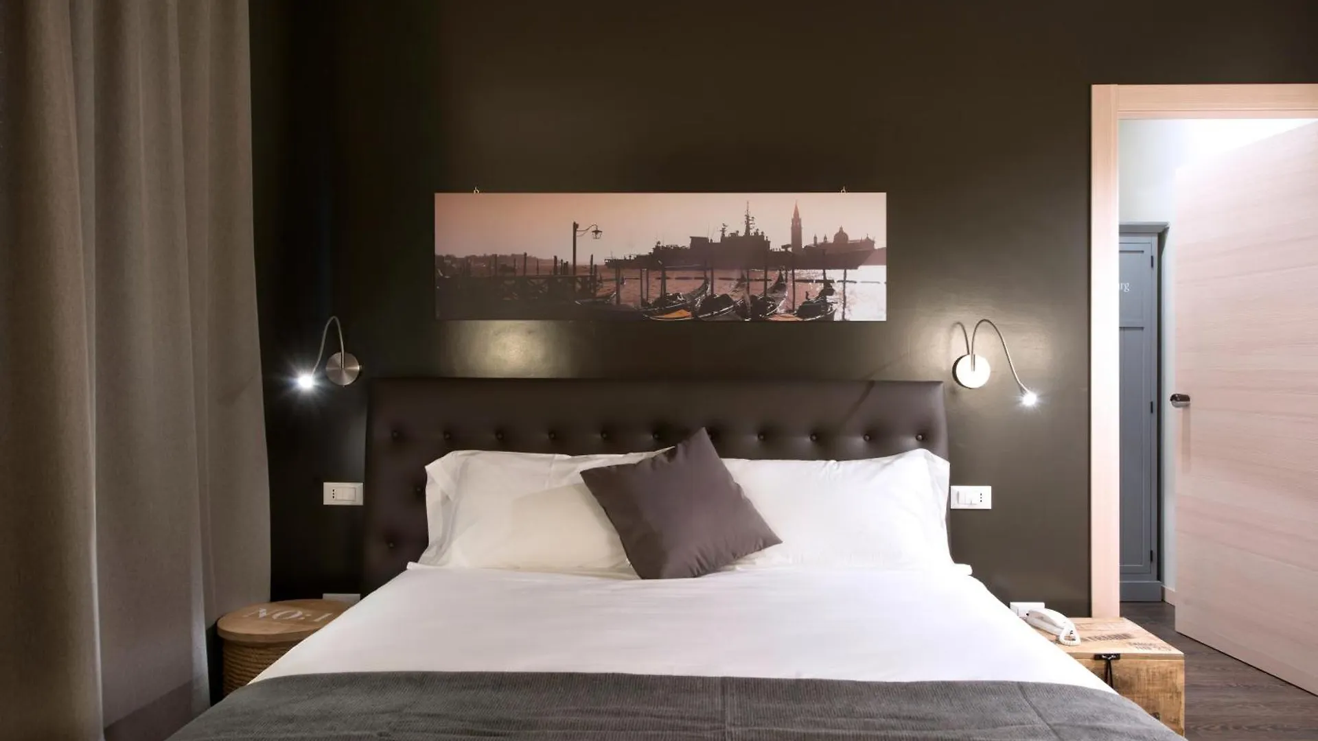 לינה וארוחת בוקר סירמיונה Hotel B&B Il Mosaico